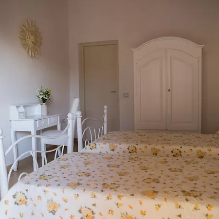 Bed & Breakfast Raggio Di Sole 3*